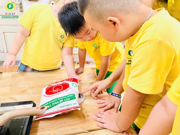 Công xưởng nhỏ của những nhà sáng tạo nhí — khoảnh khắc 2
